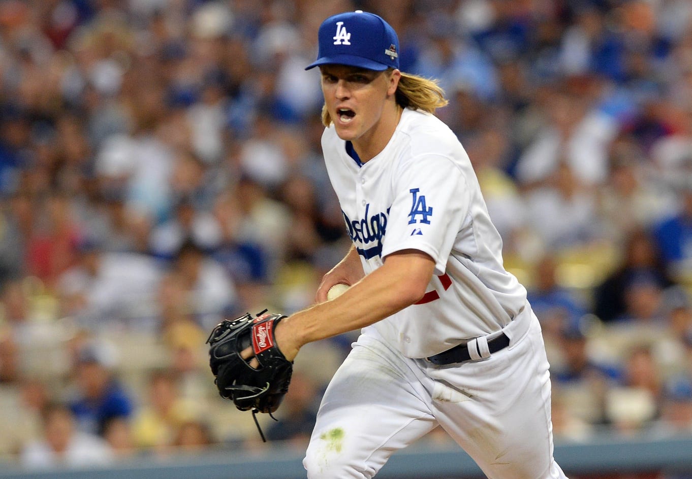 Dodgers News: Zack Greinke Wins 2015 Gold Glove Award