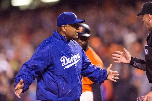 Dave-roberts-arguing-umpire