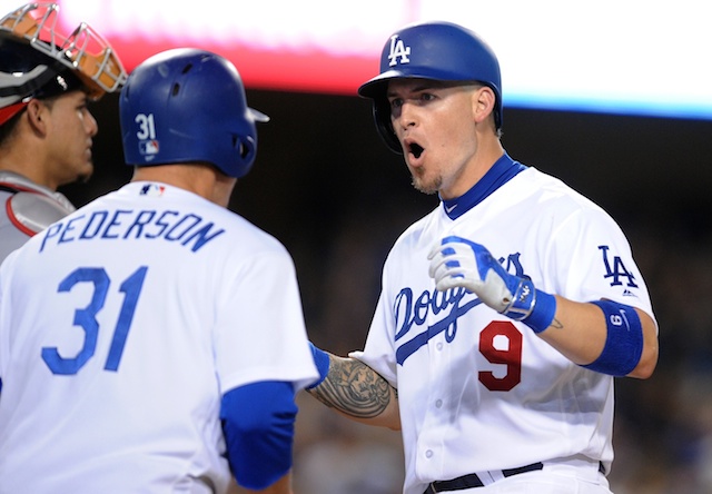 Yasmani-grandal-joc-pederson