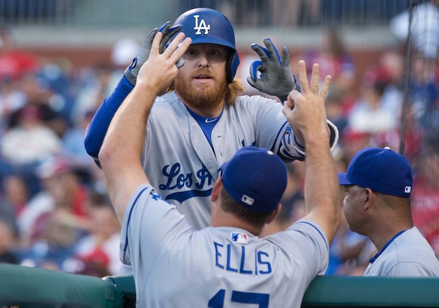 Dodgers Videos: Justin Turner, Yasmani Grandal Hit Home Runs In Loss To Phillies