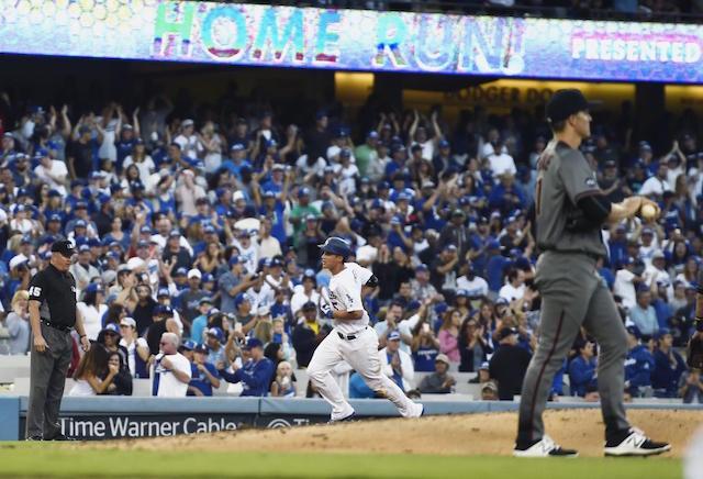 Dodgers News: Adrian Gonzalez, Corey Seager Stress Importance Of Sticking To Game Plan Against Zack Greinke