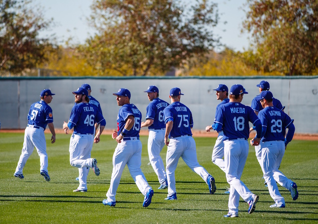 Dodgers Spring Training Video: Pitchers And Catchers Hold First Official Workout Of 2017