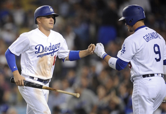 Yasmani-grandal-kiké-hernandez