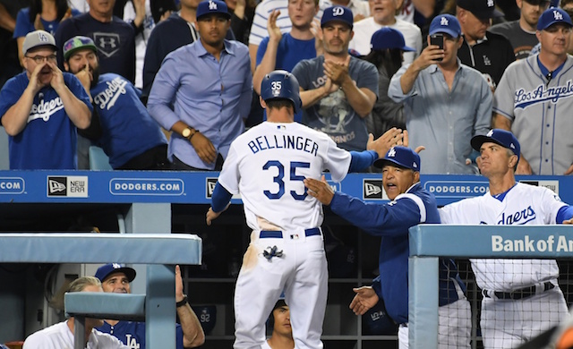 Cody-bellinger-bob-geren-dave-roberts