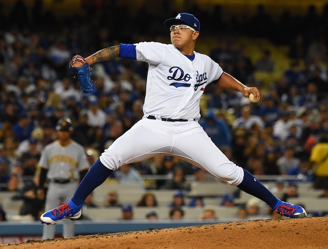 Julio-urias-3