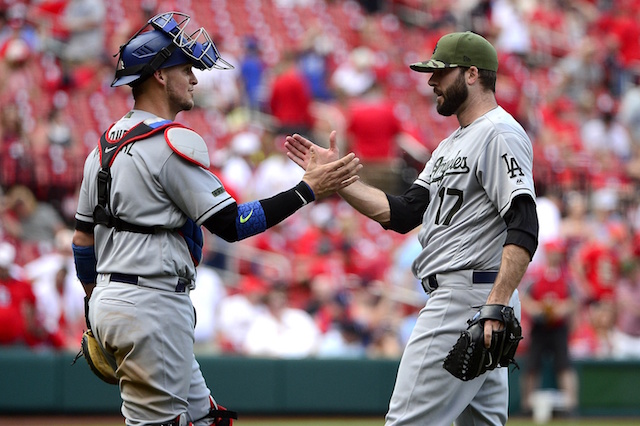 Yasmani-grandal-brandon-morrow