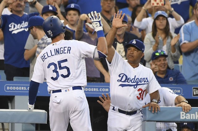 Cody-bellinger-dave-roberts-1