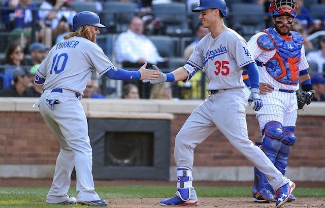 Cody-bellinger-justin-turner-1