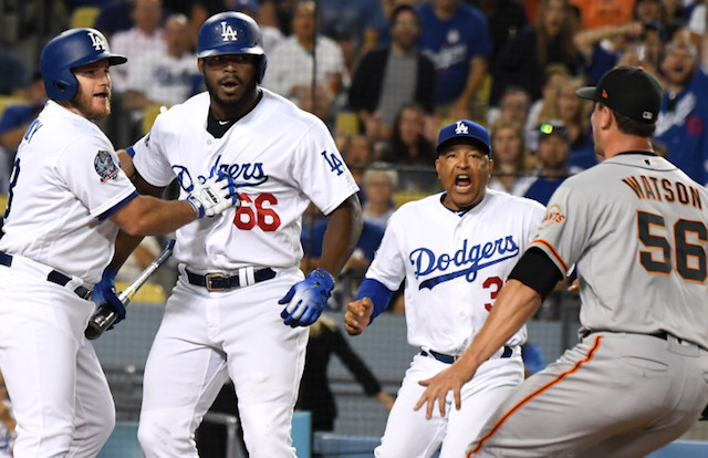 Max Muncy, Yasiel Puig, Dave Roberts