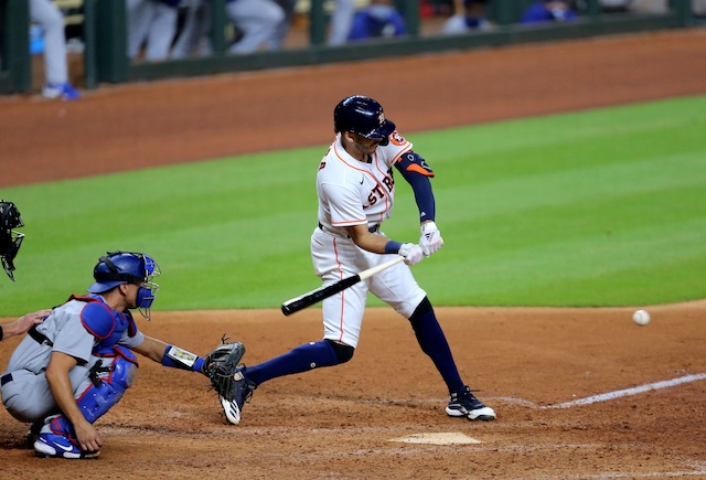 Austin Barnes, Carlos Correa