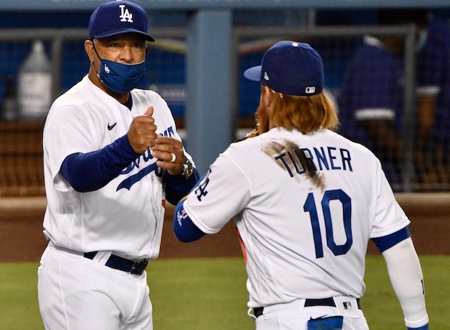 Dave Roberts, Justin Turner, Dodgers win