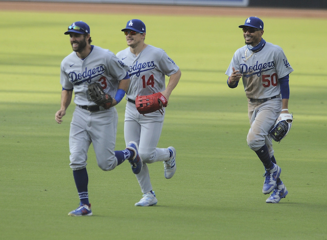 Mookie Betts, Kiké Hernandez, Chris Taylor, Dodgers win