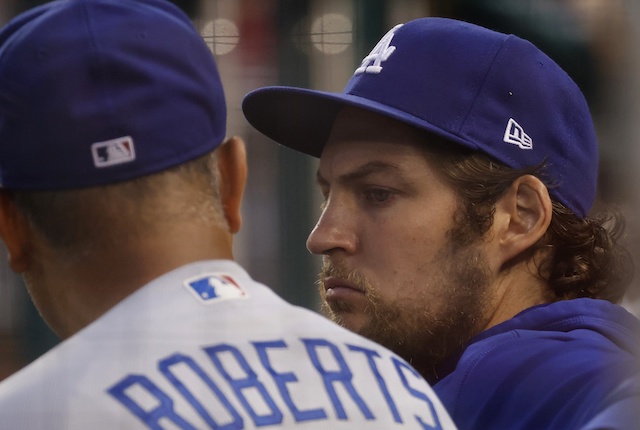 Trevor Bauer, Dave Roberts