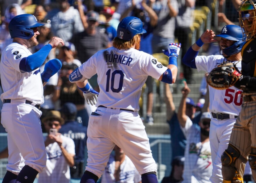 Mookie Betts, Max Muncy, Justin Turner