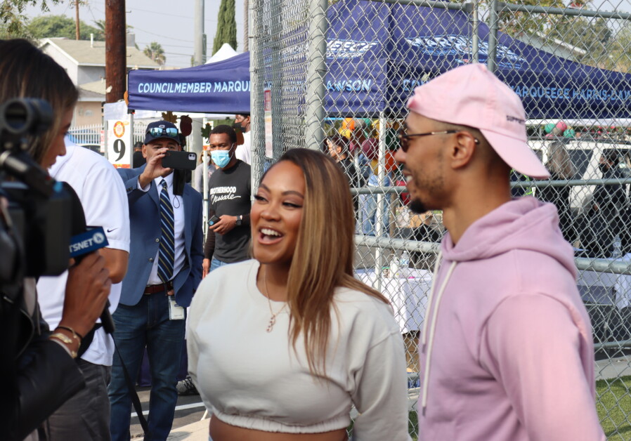 Mookie Betts, Brianna Betts, Kirsten Watson, Los Angeles Dodgers Foundation Thanksgiving drive thru