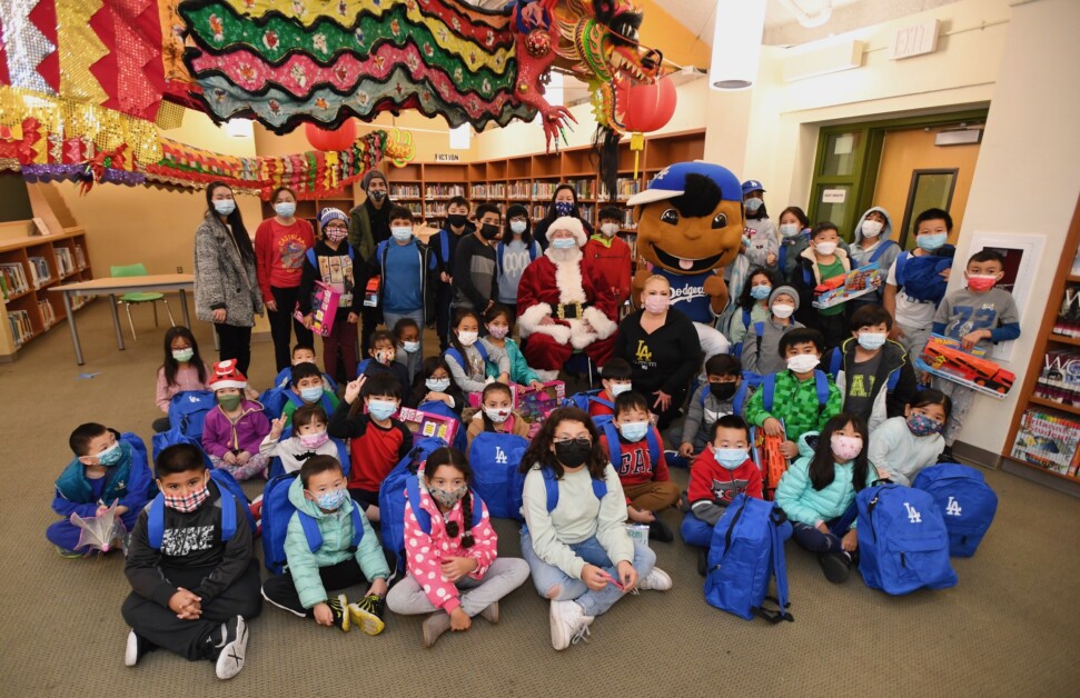 Naomi Rodriguez, Los Angeles Dodgers mascot, Santa, students