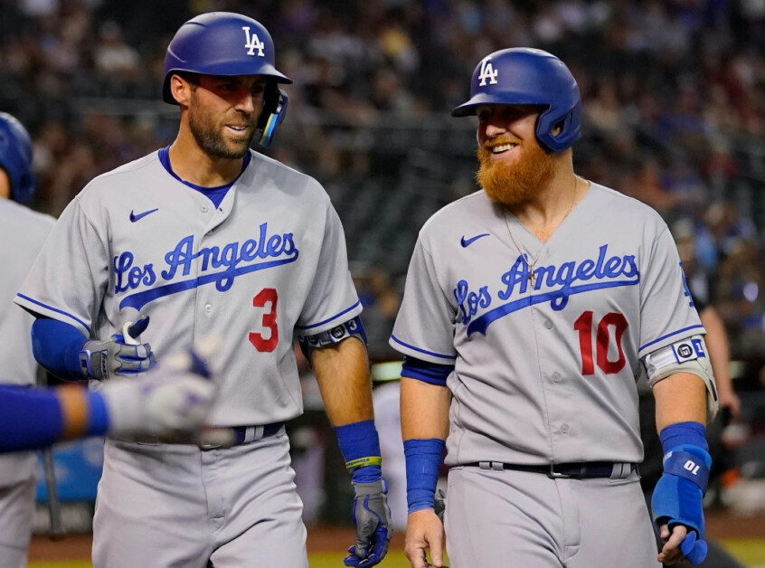 Chris Taylor, Justin Turner