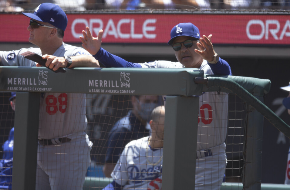 Mookie Betts, Bob Geren, Dave Roberts