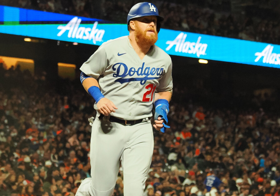 Justin Turner, Roberto Clemente Day