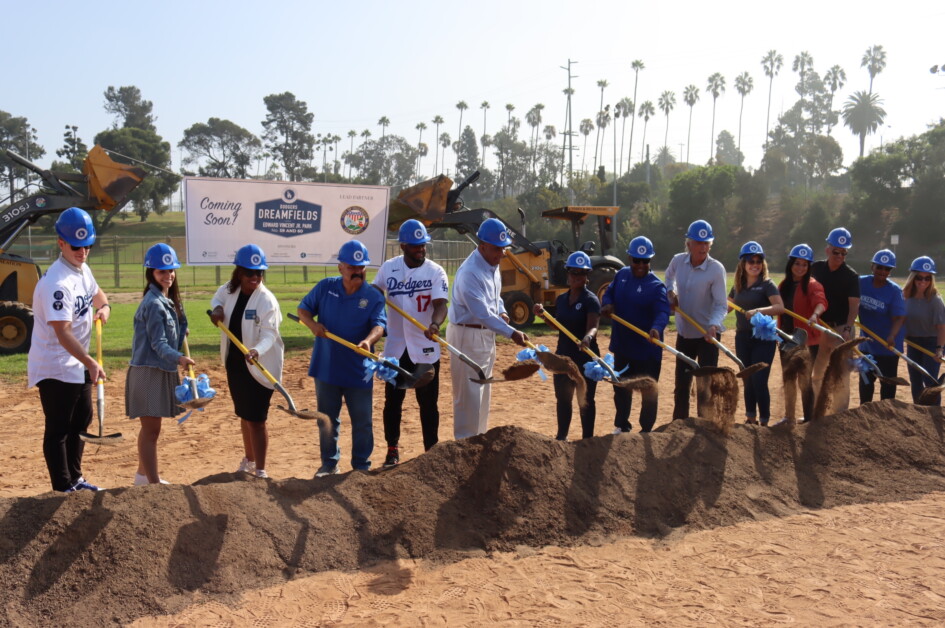 Hanser Alberto, Evan Phillips, Liz Phillips, Nichol Whiteman, Los Angeles Dodgers Foundation, Dodgers Dreamfields