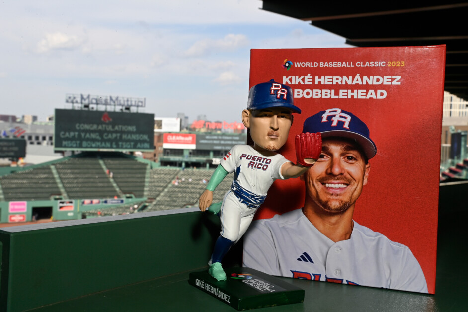 Kiké Hernández bobblehead, 2023 World Baseball Classic