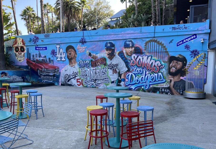 Austin Barnes, Mookie Betts, Clayton Kershaw, Will Smith, 2020 World Series, Dodger Stadium mural, Jonas Never