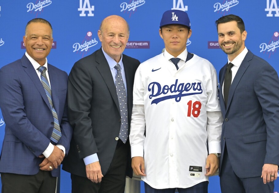 Dave Roberts, Stan Kasten, Yoshinobu Yamamoto, Brandon Gomes