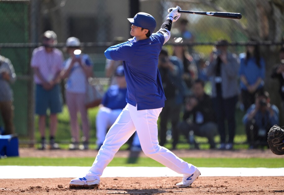 Shohei Ohtani, Dodgers workout, 2024 Spring Training