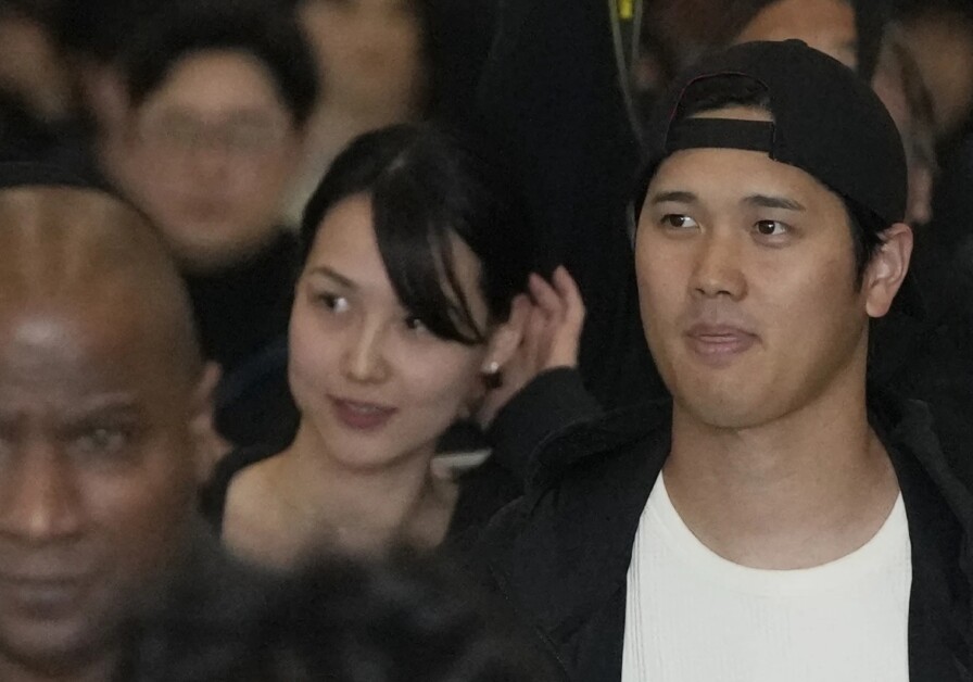 Shohei Ohtani, wife Mamiko Tanaka, Seoul Series