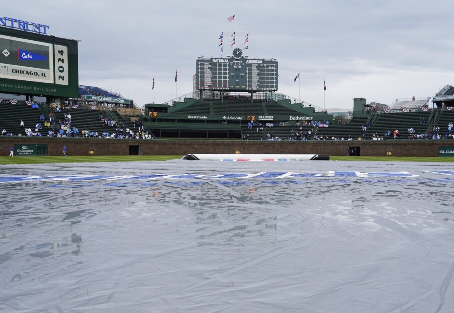 Wrigley Field tarp, rain delay