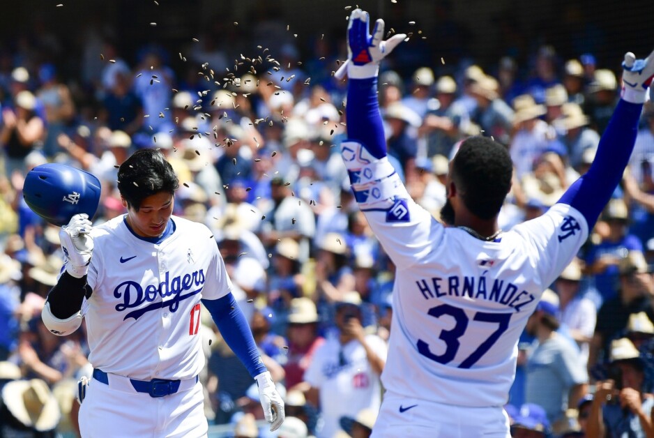 Shohei Ohtani, Teoscar Hernández, sunflower seeds